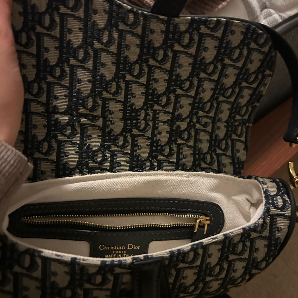 Hand bag almost new bag